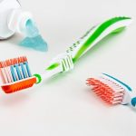 toothbrush 3191097 340